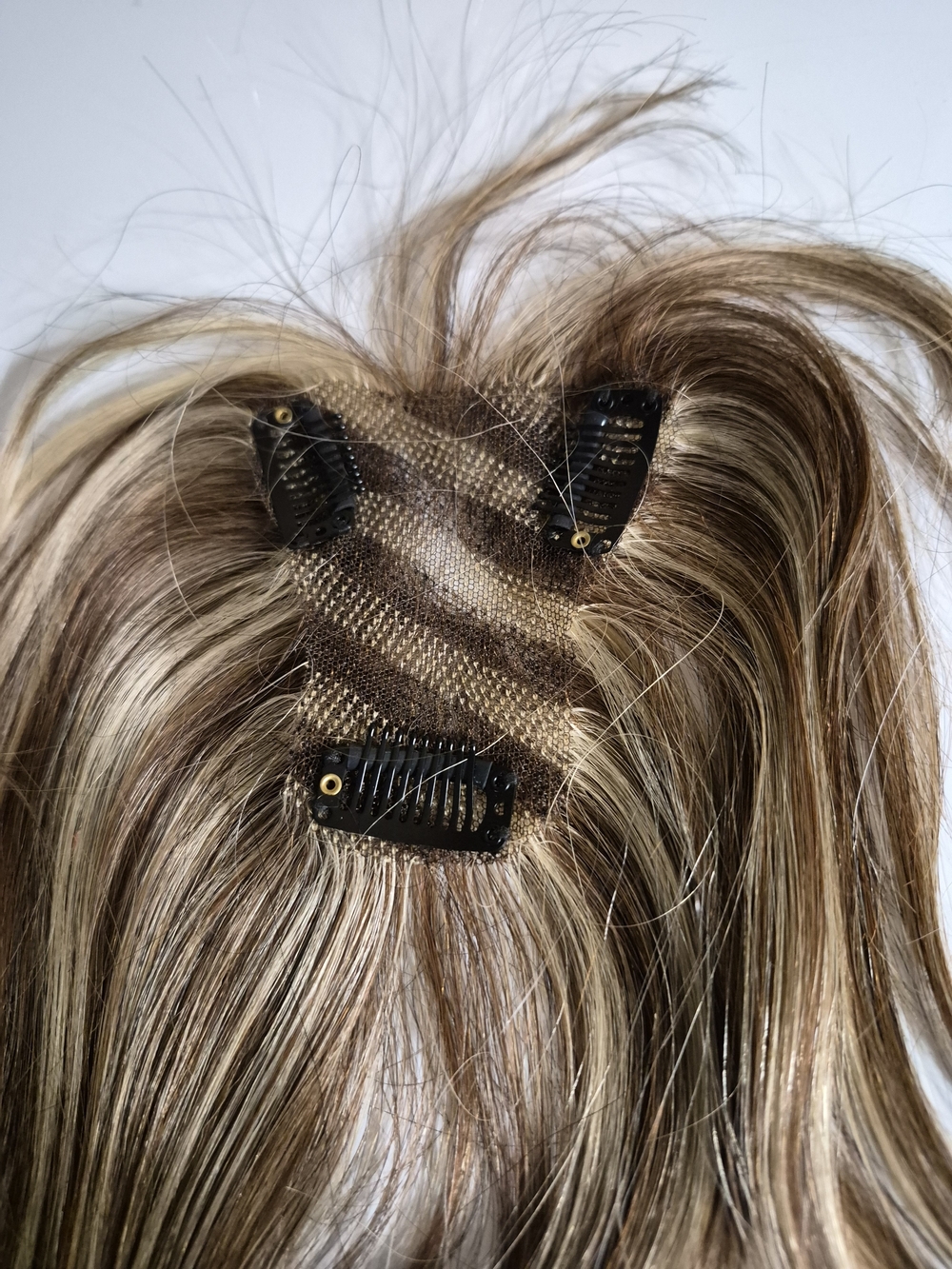 Clip-In Hair Topper - Blonde Brown Blend